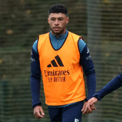 Oxlade-Chamberlain wraca do korzeni: treningi w Arsenalu