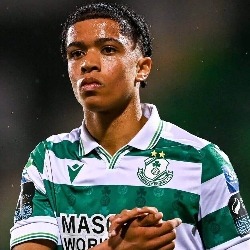 Arsenal sięga po młody talent z Irlandii za rekordową kwotę