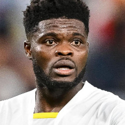 Thomas Partey strzela dla Ghany