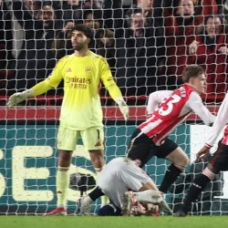 Arsenal traci punkty z Brentford po golu Lewisa Pottera