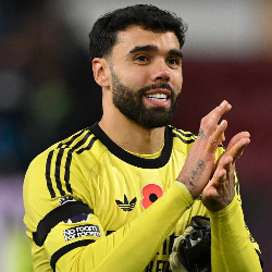 David Raya z kolejną Złotą Rękawicą w Premier League