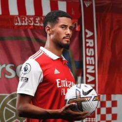 William Saliba zostaje w Arsenalu - nowy kontrakt na horyzoncie