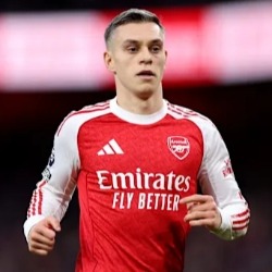 Trossard wraca do treningów, ale Timber i Odegaard wciąż nieobecni