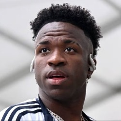 Arsenal uzgodnił wstępne warunku kontraktu z Viniciusem Juniorem?