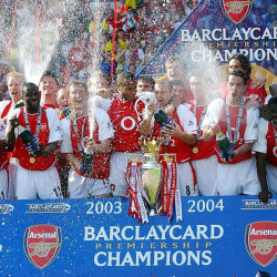 Arsenal i jego legendy: 5 chwil, które przeszły do historii
