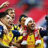 Tapety: Triumf Arsenalu w FA Cup