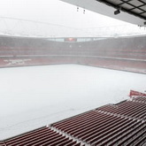 Galeria: Emirates Stadium pod śniegiem