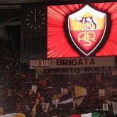 Fan Arsenalu napadnięty przez kibiców Romy