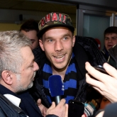 Lukas Podolski wylądował w Mediolanie